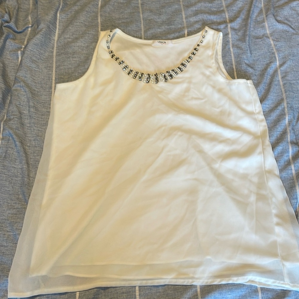 cute white pearl tank. Size small from UNICA.